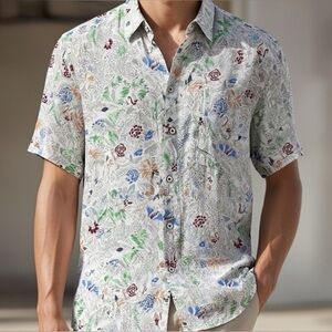 Tommy Bahama White and Green Pastel Casual Button Down Tropical Shirt Medium